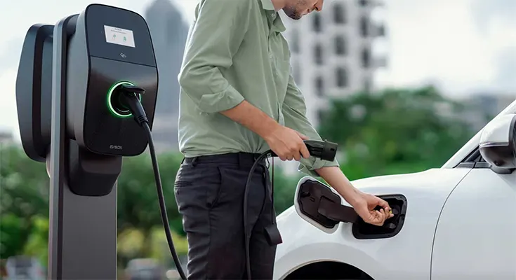 Electric Cars with Fast Charging Options for Urban Commuters